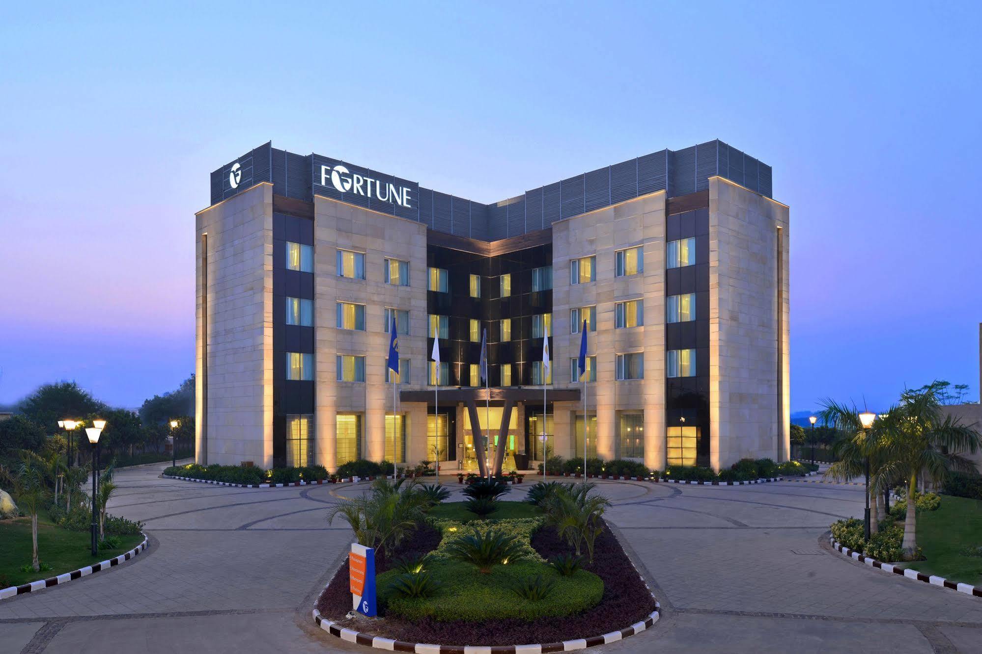 Fortune Park Orange, Sidhrawali, Gurugram - Member Itc Hotels' Group Bhiwadi Zewnętrze zdjęcie